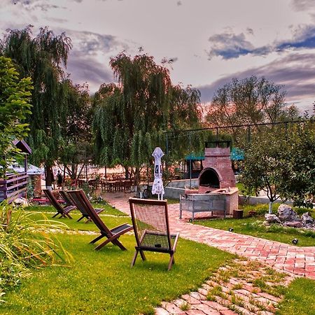 Enpi Lake Resort Iasi Eksteriør billede